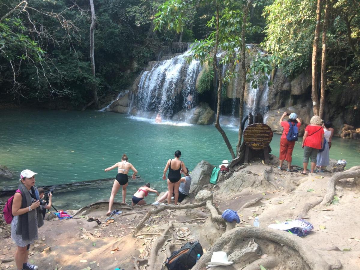 Thanya Mansion Kanchanaburi Eksteriør billede